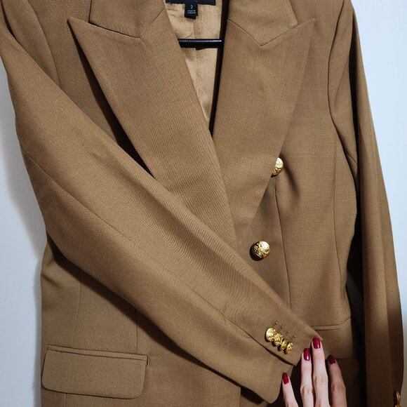 Tan Banana Republic Blazer Jacket with Gold Buttons - Picture 6 of 11